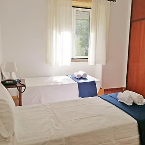 Guest house & Experiences - Entrecampos, Lisbon