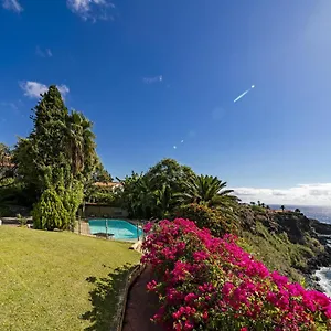 https://villa-albatroz.madeira-islandshotels.com